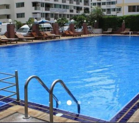 Grand Shivalay Apartamento Pattaya Exterior foto